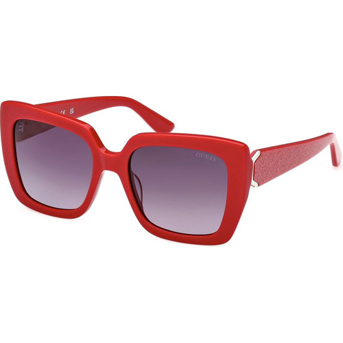 Guess GU7889 Bordeaux Sunglasses Angle Image
