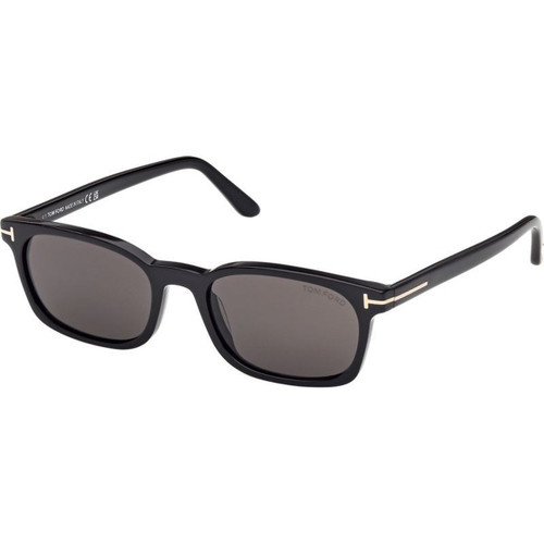 Tom Ford Miles 02 FT1300 Black Smoke Angle