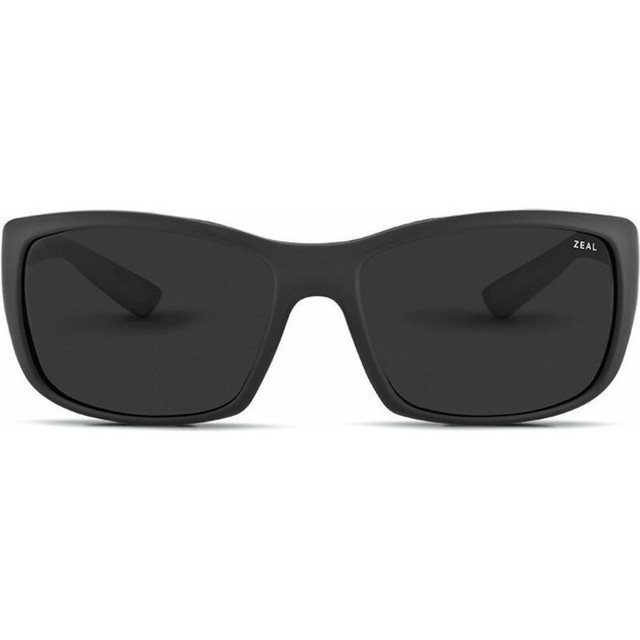 Zeal Optics Tracker - Black/Dark Grey Polarised Lenses