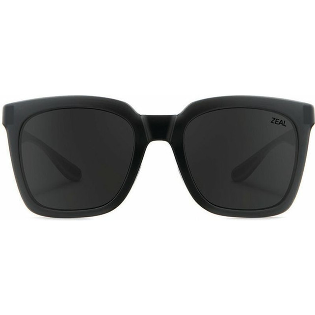 Cleo - Matte Black/Dark Grey Polarised Lenses