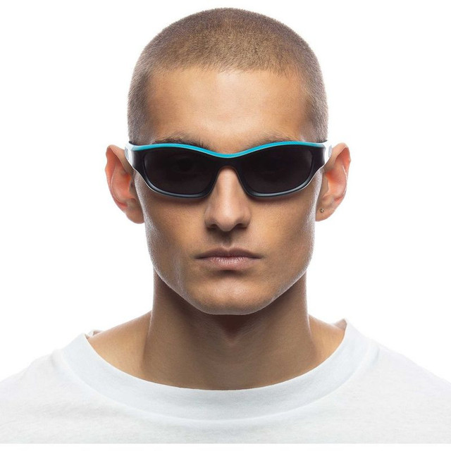 Hull Floating - Black and Blue/Smoke Polarised Lenses