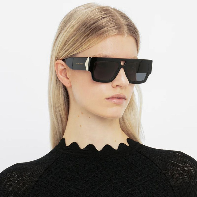 Victoria Beckham VB651S - Black/Grey Lenses