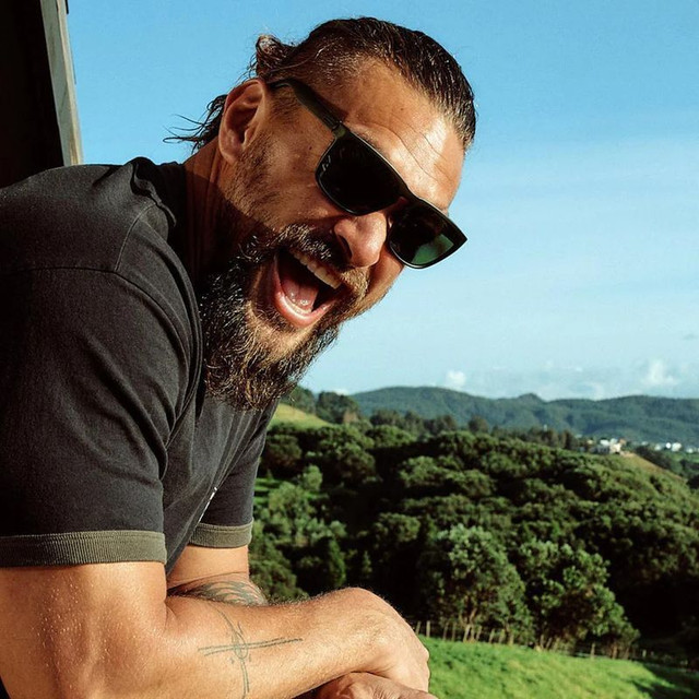 Electric Knoxville - Jason Momoa British Racing Green/Grey Polarised Lenses