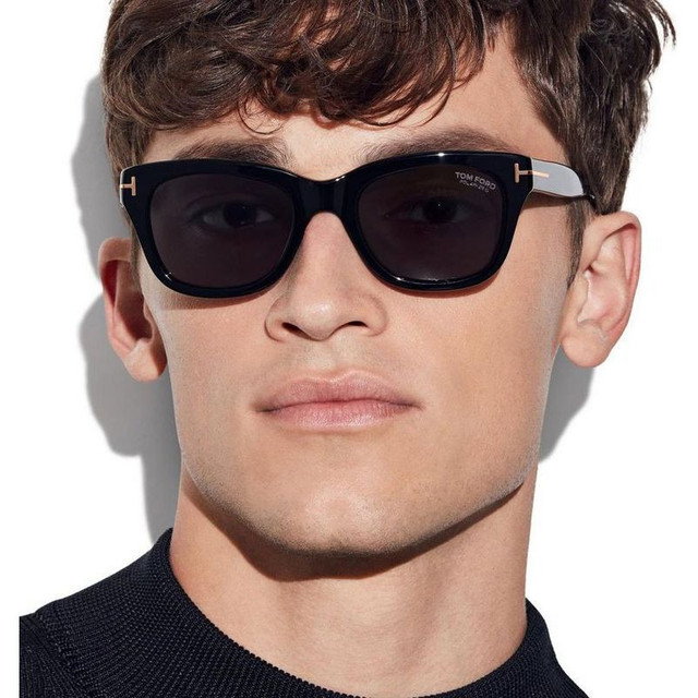 Tom Ford Snowdon FT0237 - Shiny Black/Smoke Polarised Lenses