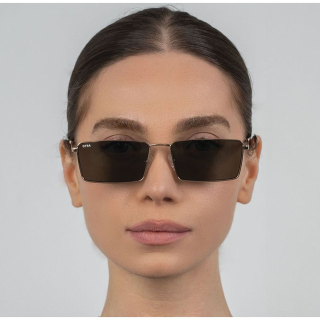 OTRA MARGO SUNGLASSES IN GOLD/GREEN Shop the Otra Margo Sunglasses Gold/Green | Afterpay main image 3