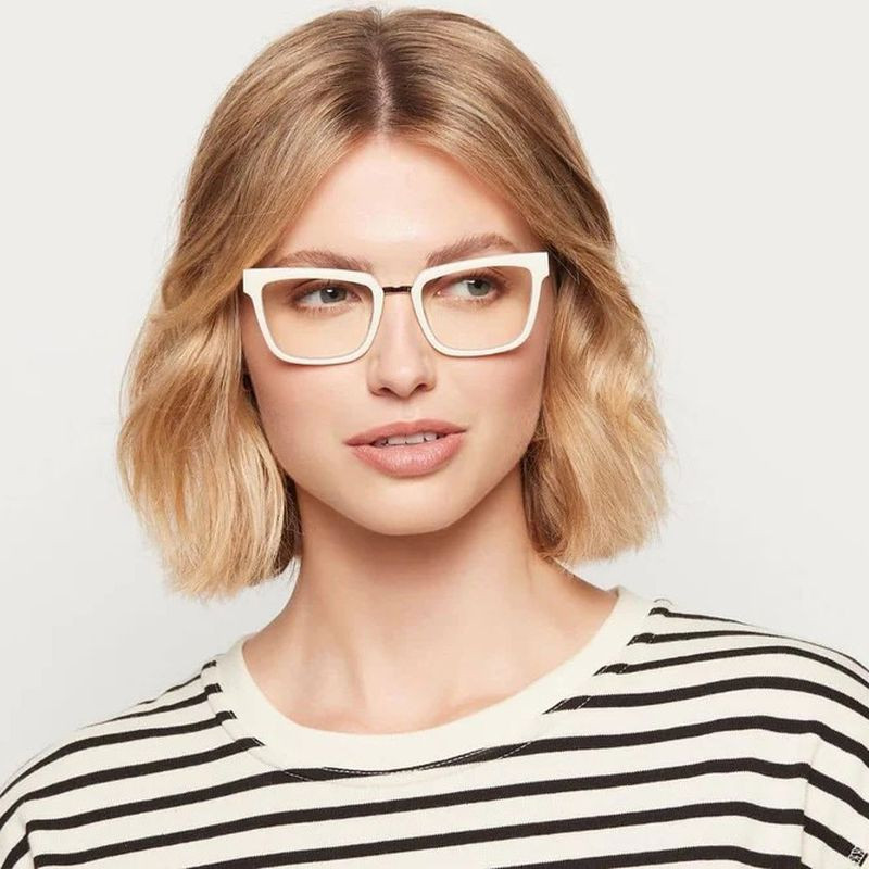 Baxter Blue Chloe Blue Light