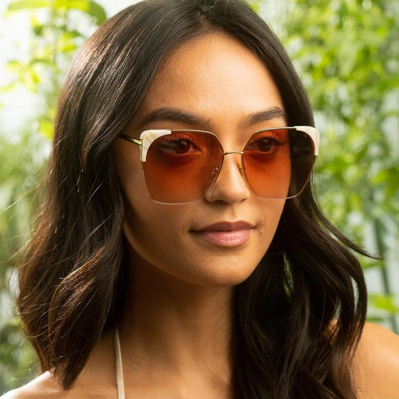 Sunday Somewhere Iris