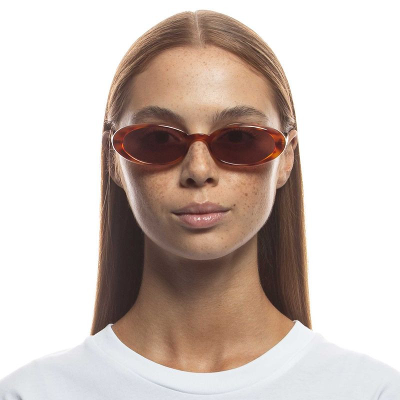 Le Specs Magnifique