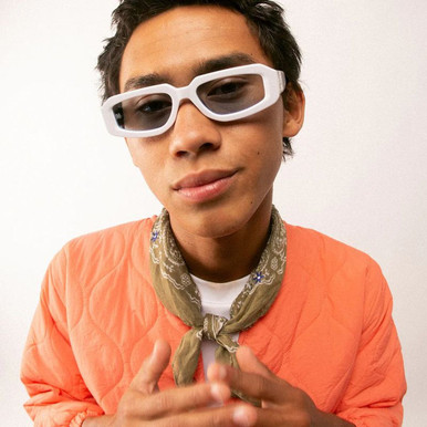 Oscar & Frank Yakimoto White Black/Blue Photochromic | Zip display picture 2