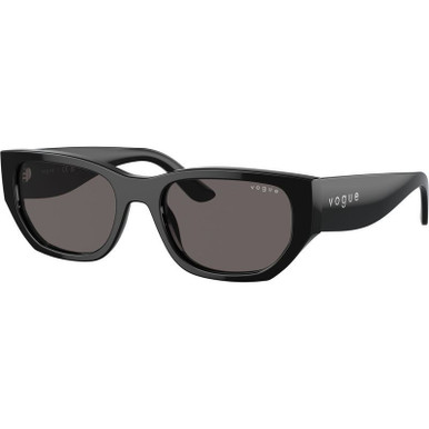 Vogue Eyewear VO5586S, Black/Black Smoke Lenses