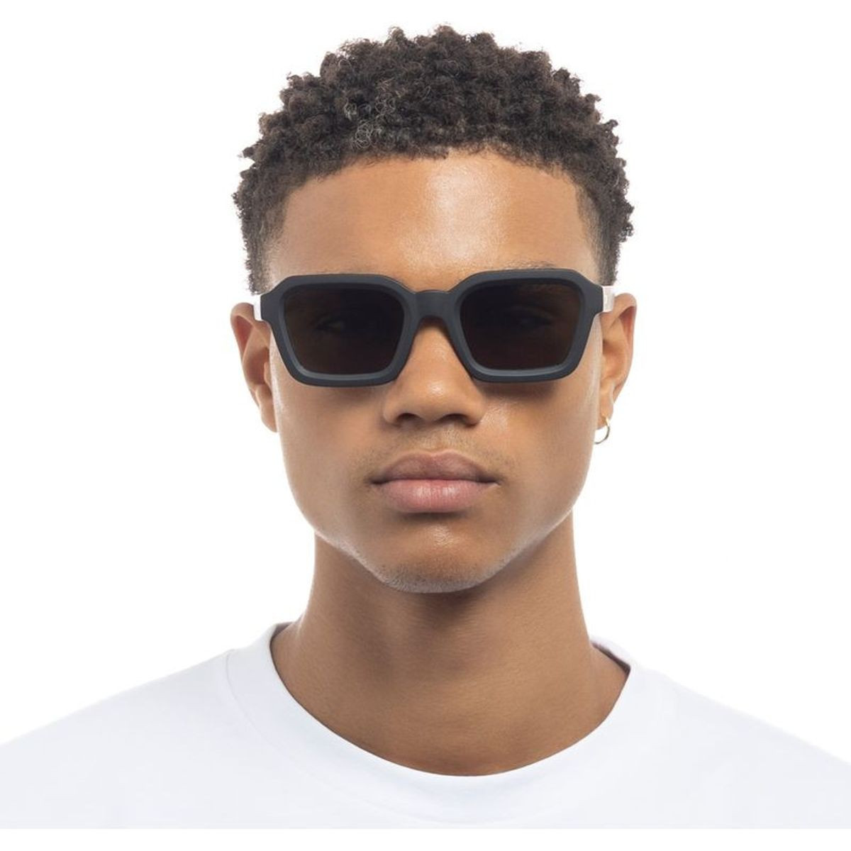 Le Specs Impossible