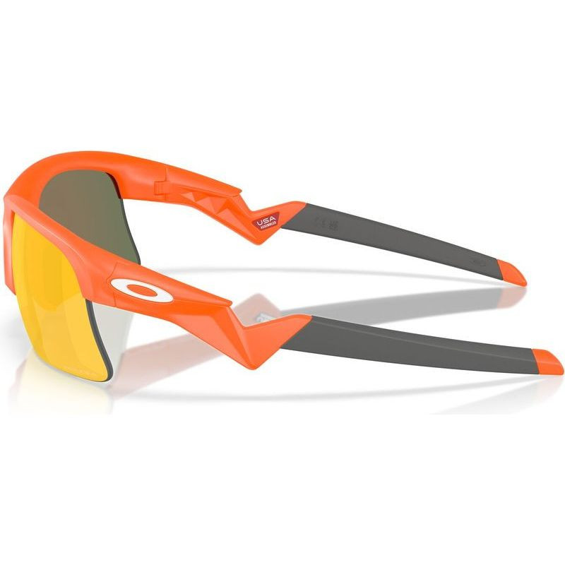 Oakley Youth Capacitor