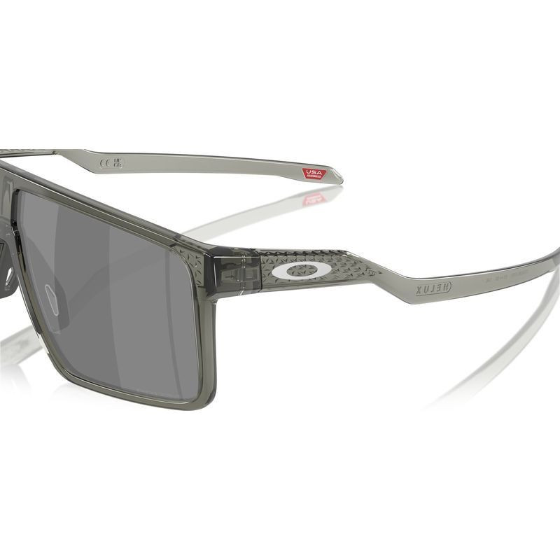 Oakley Helux