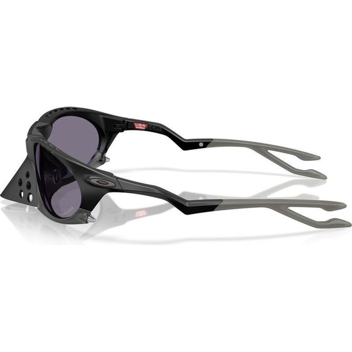 OAKLEY plantaris sunglasses black ブラック Oakley Plantaris Sunglasses - Matte Black/Prizm Grey