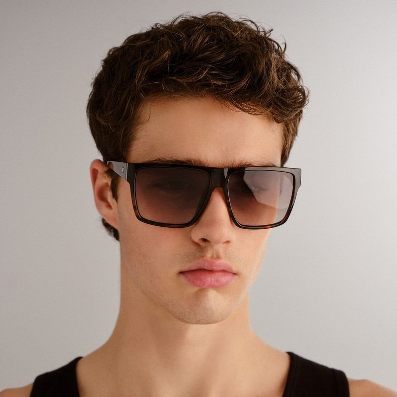 Le Specs Dark Magic