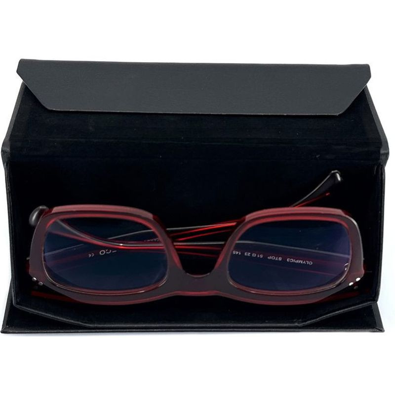 Accessories Trifold Case