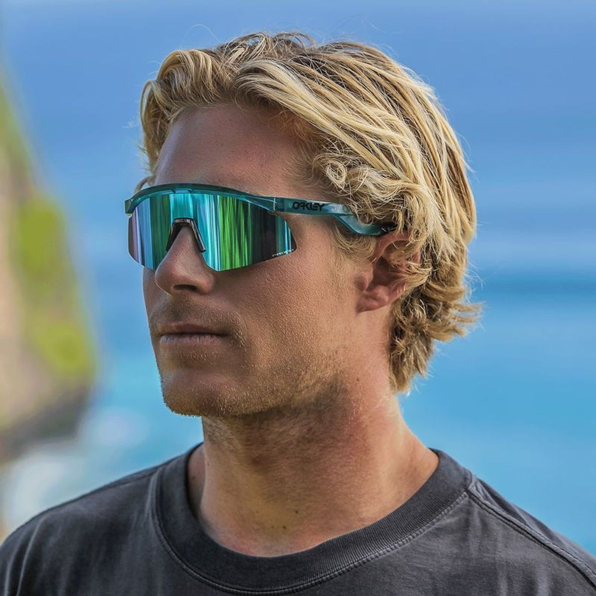 Oakley Hydra