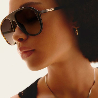 quay australia chart topper brown tortoise oversized aviator shield sunglasses Quay chart topper aviator sunglasses in tortoiseshell | ASOS main image 3