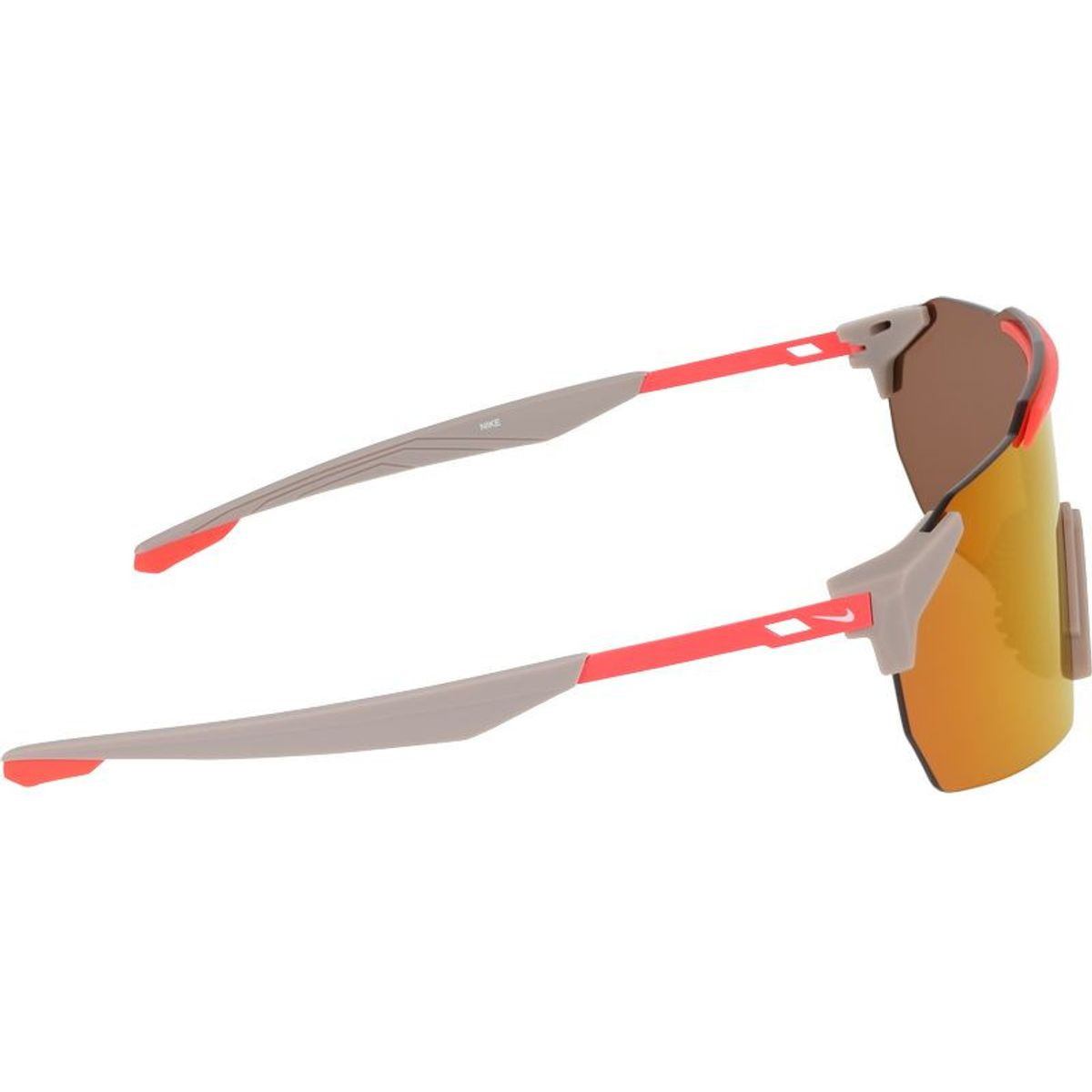 Nike Limitless Shield