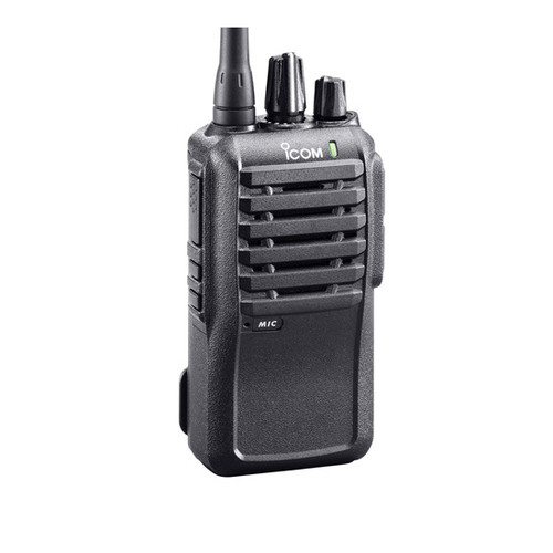 Icom F4001 comes with a Ni-MH battery pack rated at 14 hours of use. The radio also comes with a belt clip, removable antenna, and charger.