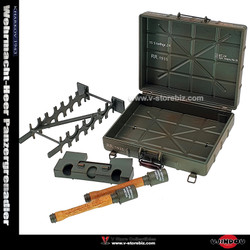  UJINDOU UD9041 WWII Wehrmacht-Heer Panzergrenadier Grenade Case & Stick Grenades