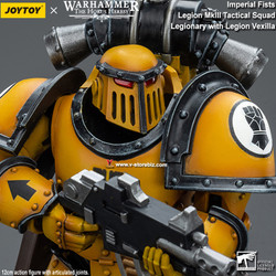 JOYTOY Warhammer 40K:  Imperial Fists Legion MkIII Tactical Squad Legionary with Legion Vexilla