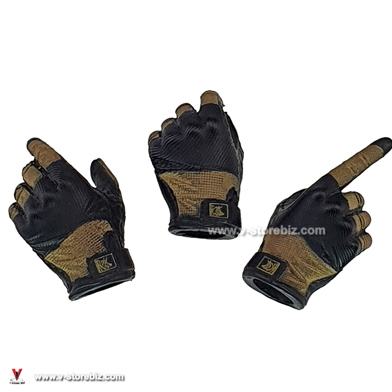 GA1010R Bravo 0-7 STRIKE PIG Tactical Gloved Hands