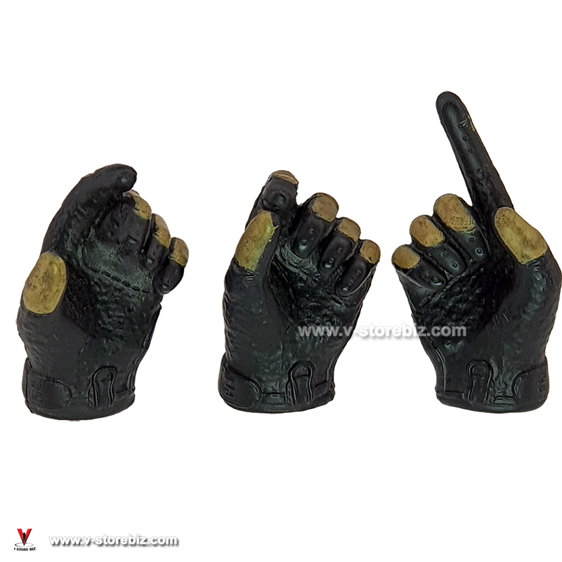 GA1010R Bravo 0-7 STRIKE PIG Tactical Gloved Hands