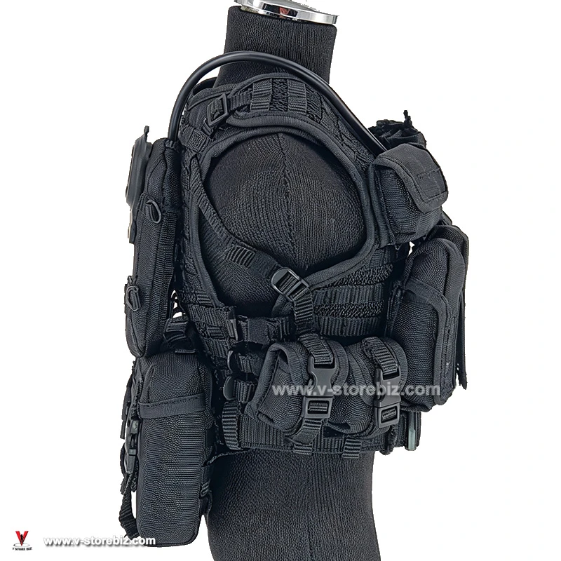 DAMTOYS 78015 Spetsnaz Alpha MOLLE Base SPOSN Vest & Pouches