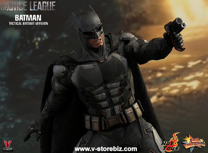 Hot Toys MMS432 Justice League  Batman (Tactical Batsuit Version)