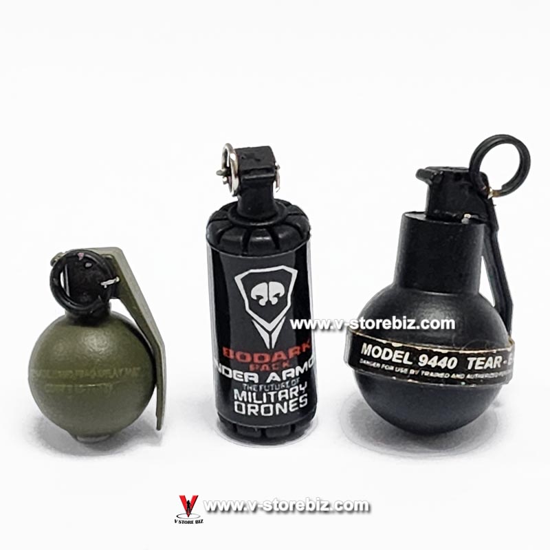 1/6th Grenade & Flashbang - V Store Collectibles