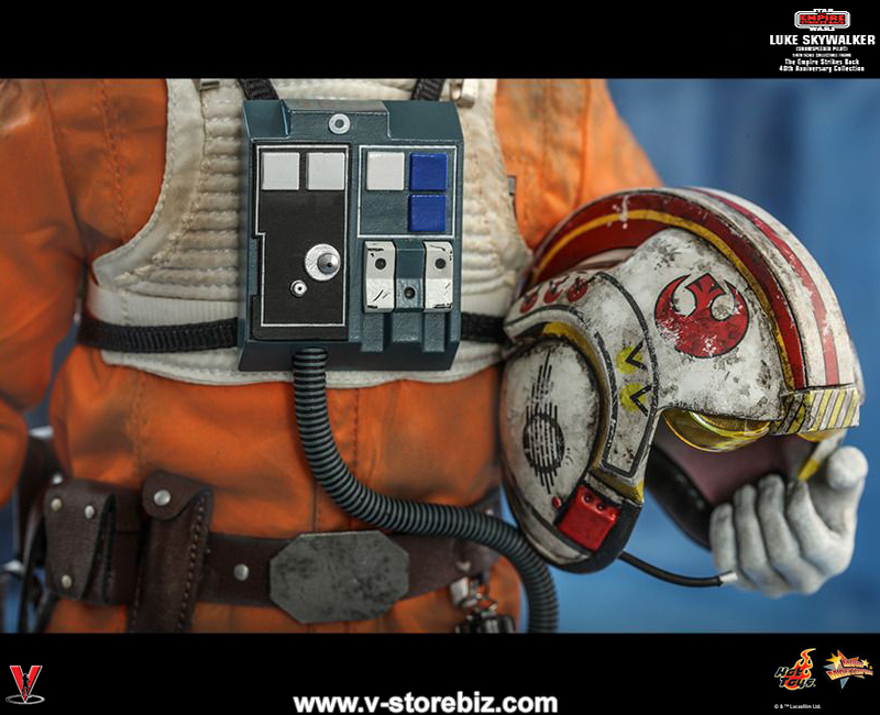 Hot Toys MMS585 Star Wars : The Empire Strikes Back Luke Skywalker (Snowspeeder Pilot)