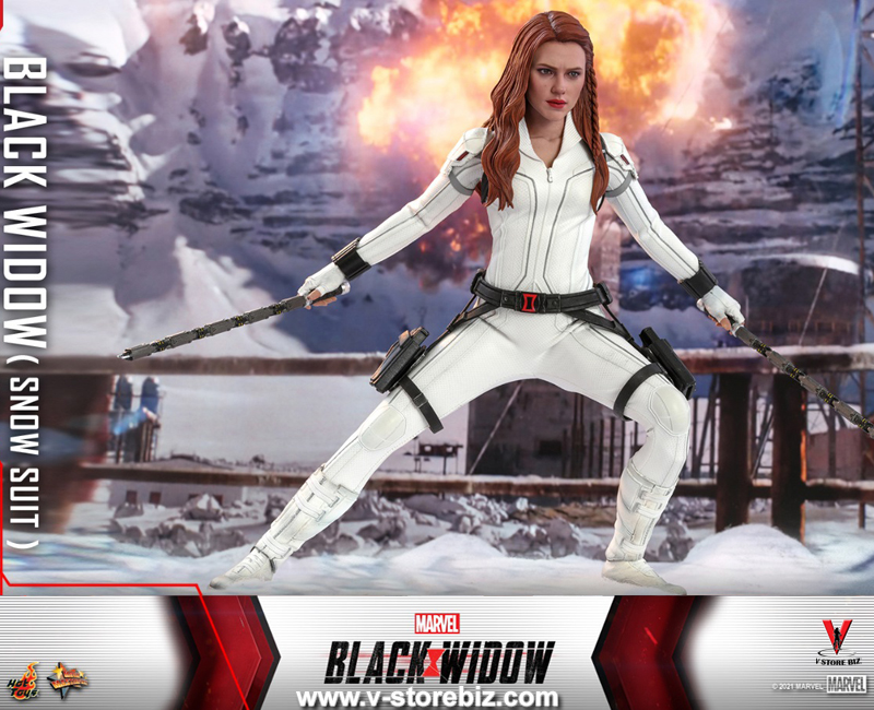 Hot Toys MMS601 Black Widow (Snow Suit Version)