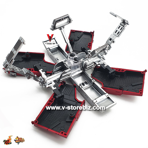 Hot Toys MMS600 Iron Man 2 Mark V Suit up Version Suitcase & Armor