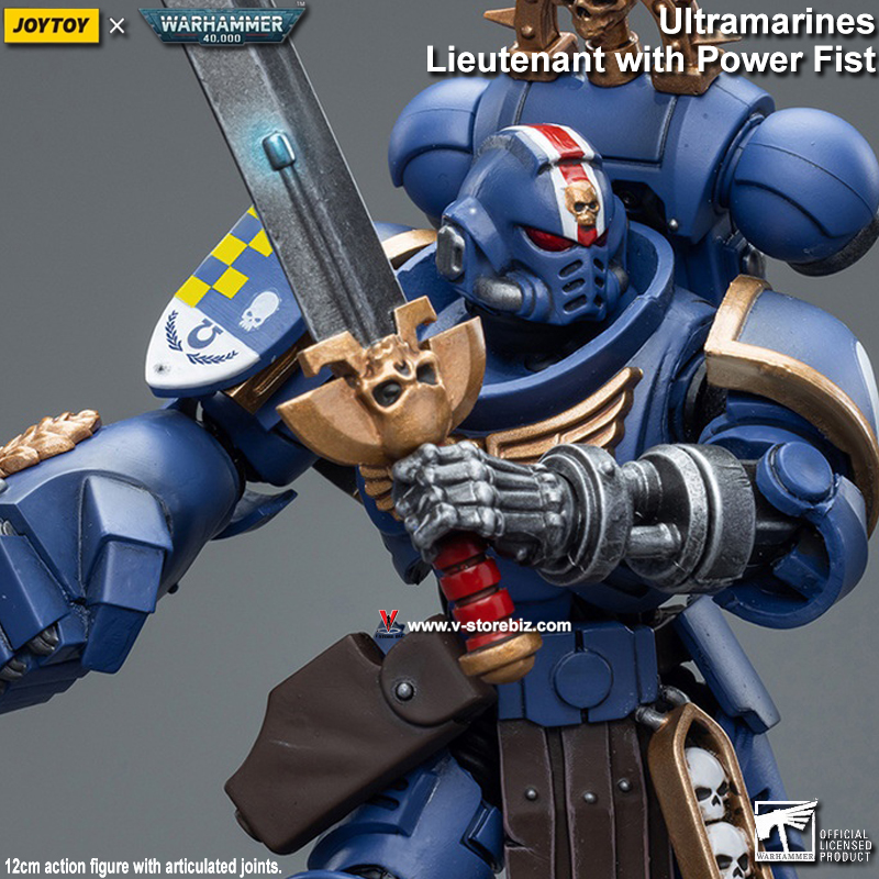 JOYTOY Warhammer 40K: Ultramarines Lieutenant with Power Fist