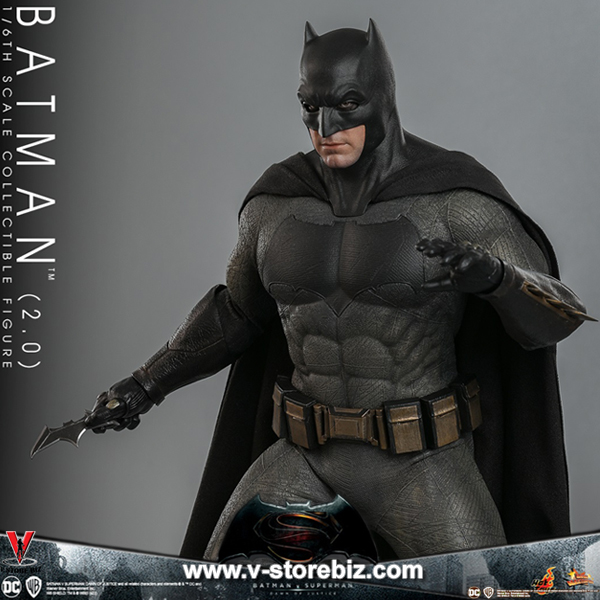 Hot Toys MMS731 Batman v Superman: Dawn of Justice - Batman (2.0)