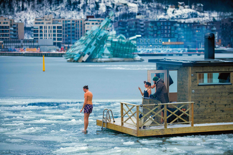 Summer Days and Steamy Saunas: Cool Down with a Cold Plunge