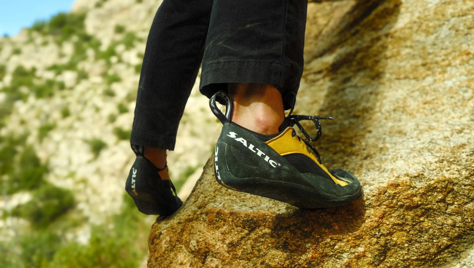 "My experience with the world’s first barefoot climbing shoes" 