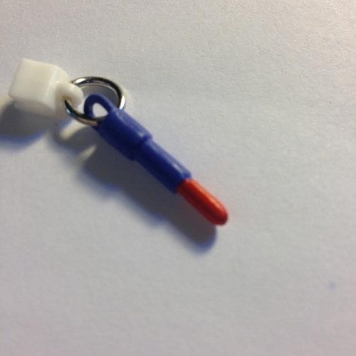 Pop Girl Ear Bud Charm: Lipstick