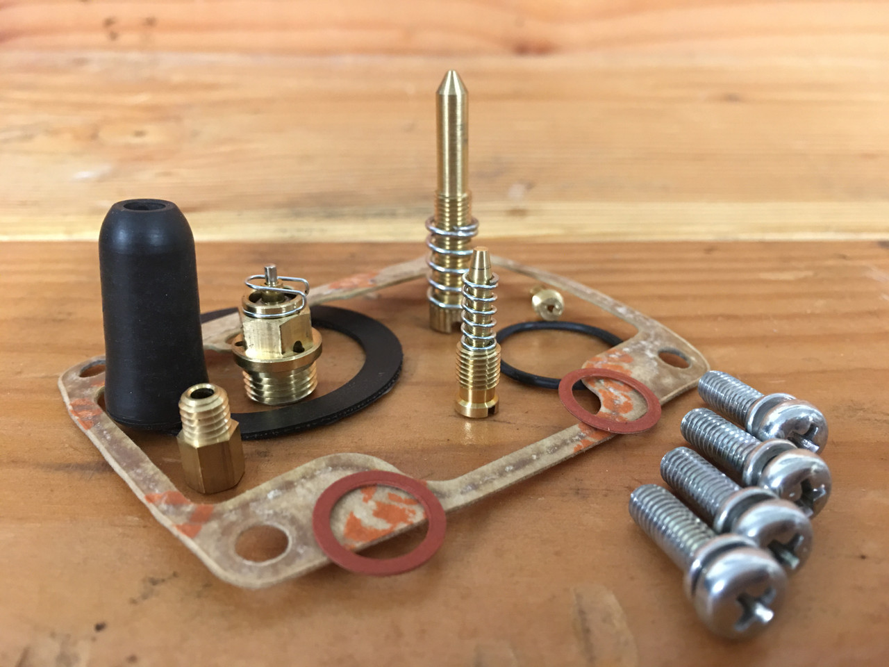 Mikuni VM32 |Rebuild Kit | Needle Seat | Jets | Gaskets | Screws