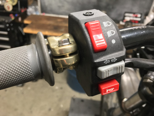Narrow motorcycle switch gear