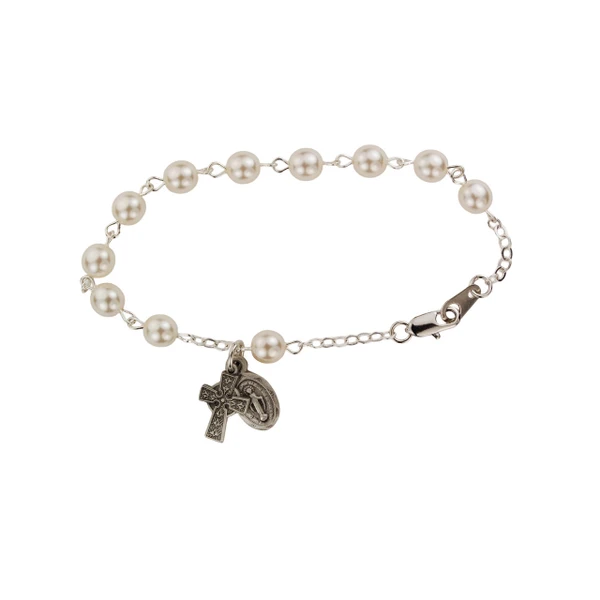 7 1/2" Celtic Pearl Bracelet with Miraculous Medal BR570D
