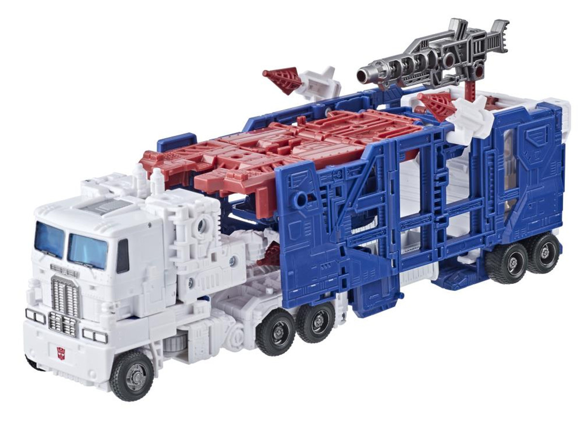 Transformers War for Cybertron: Kingdom - Leader Class Ultra Magnus