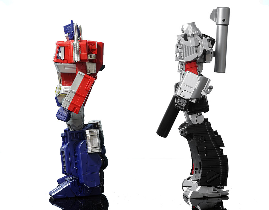 Maketoys Remaster Series - MTRM-08 - Despotron