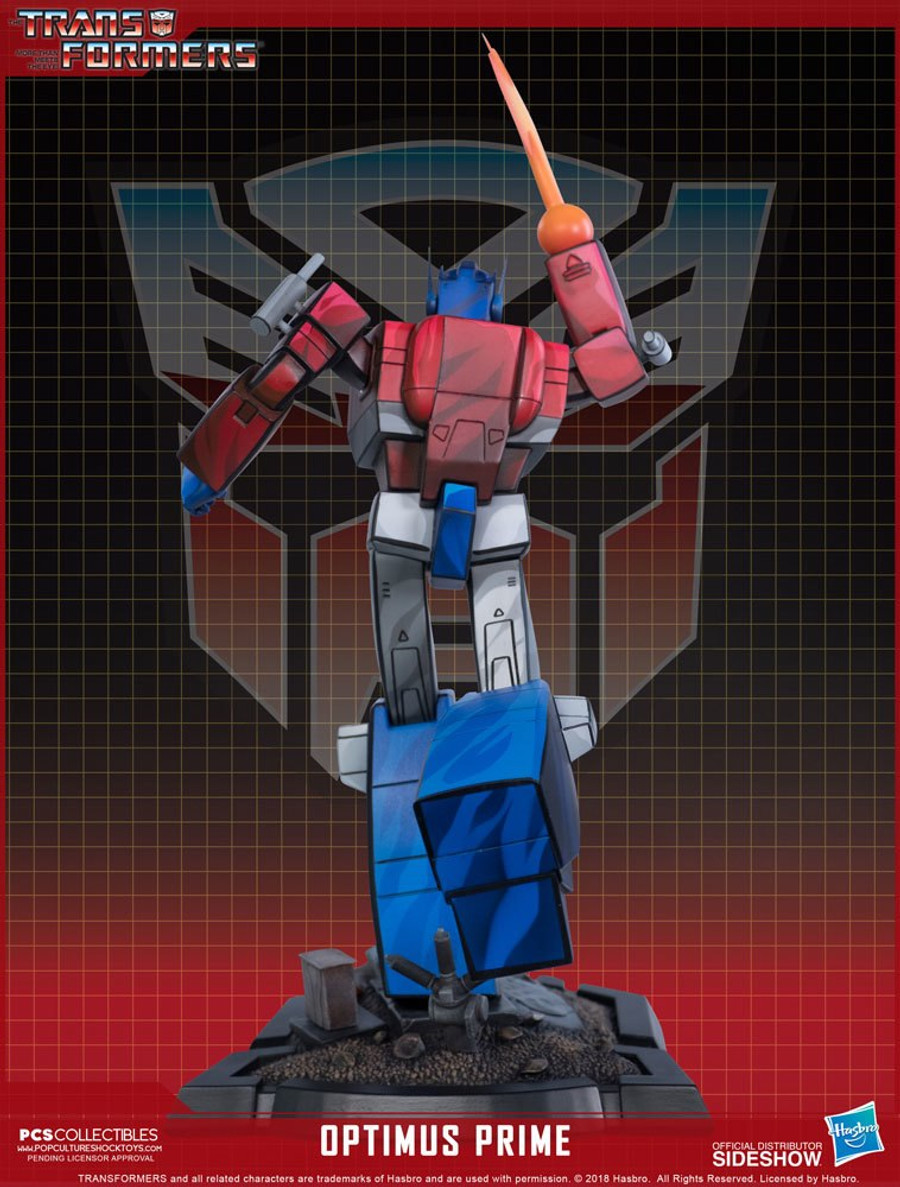 Pop Culture Shock - Optimus Prime Classic Scale Statue