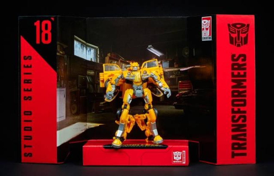 Transformers Generations Studio Series - Deluxe Bumblebee - VW Beetle