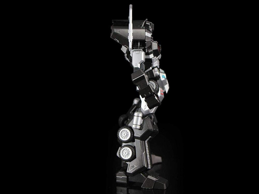 Flame Toys - Furai Model 01: Optimus Prime (Nemesis Version)