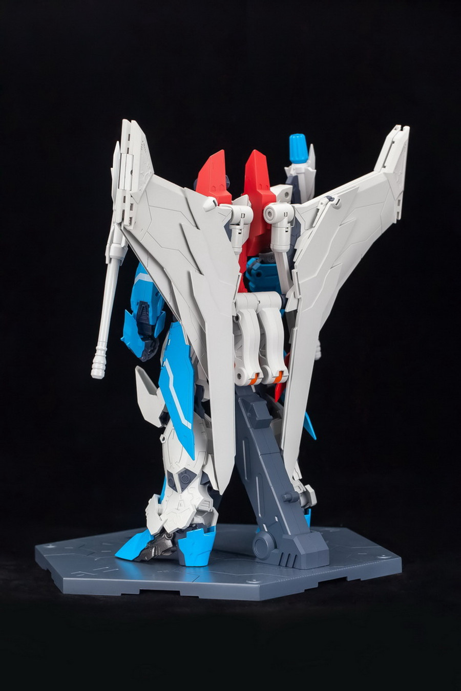 TT HongLi - PF-01 Red Falcon