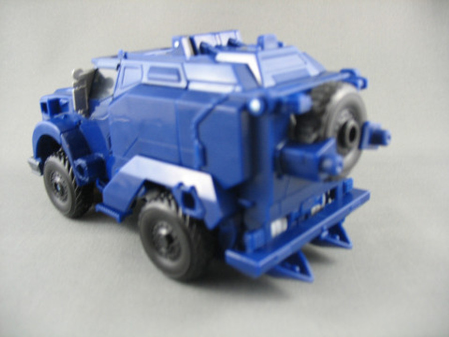 AM-12 Decepticon Breakdown with Micron Arms