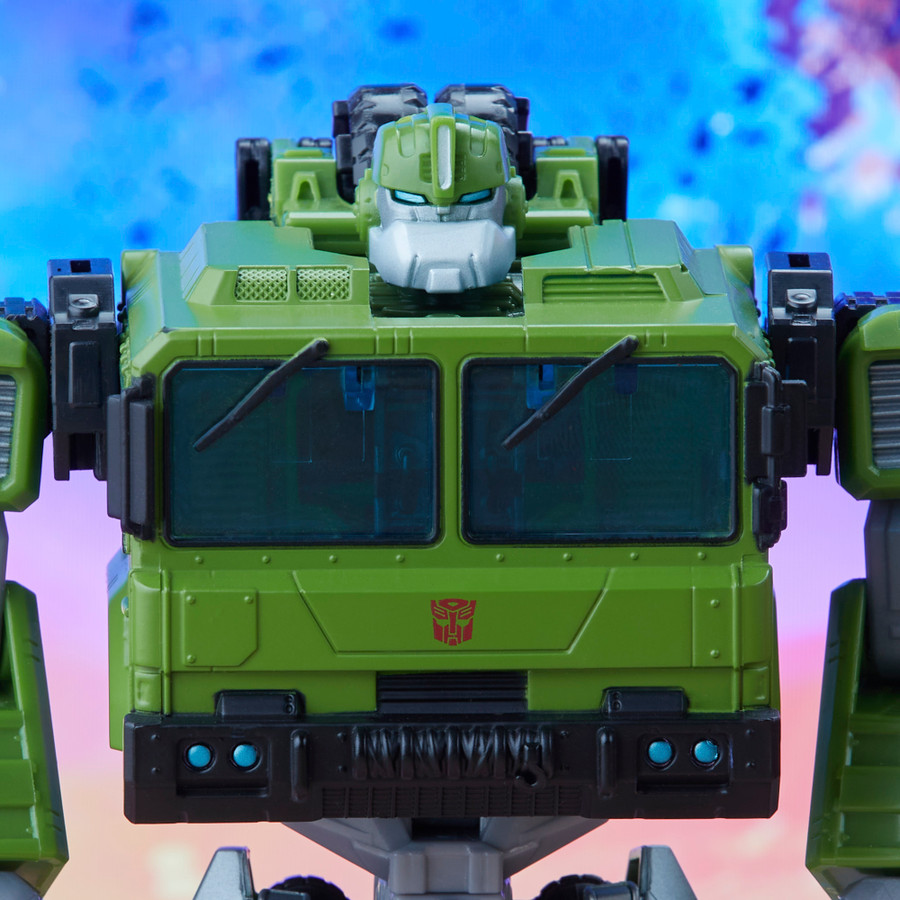 Transformers Generations - Legacy Series: Voyager Prime Universe Bulkhead